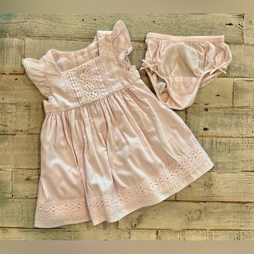 Heirloom’s by Polly Flinders dress & bloomers set. Soft pink, size 6-9 mo.  EUC!